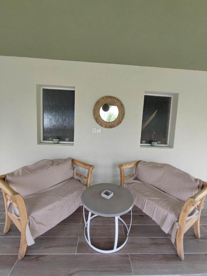 Ferienhaus Elia Small Paradise